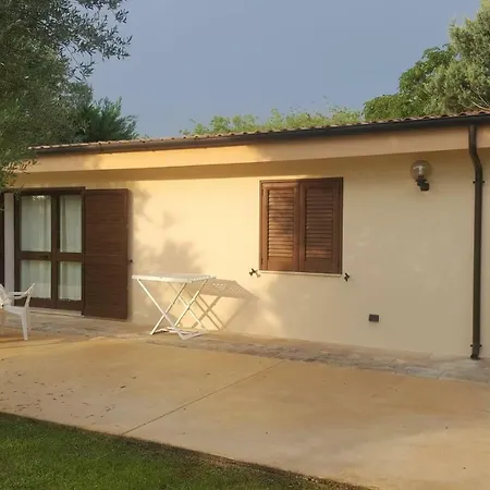 Macallet Apartment